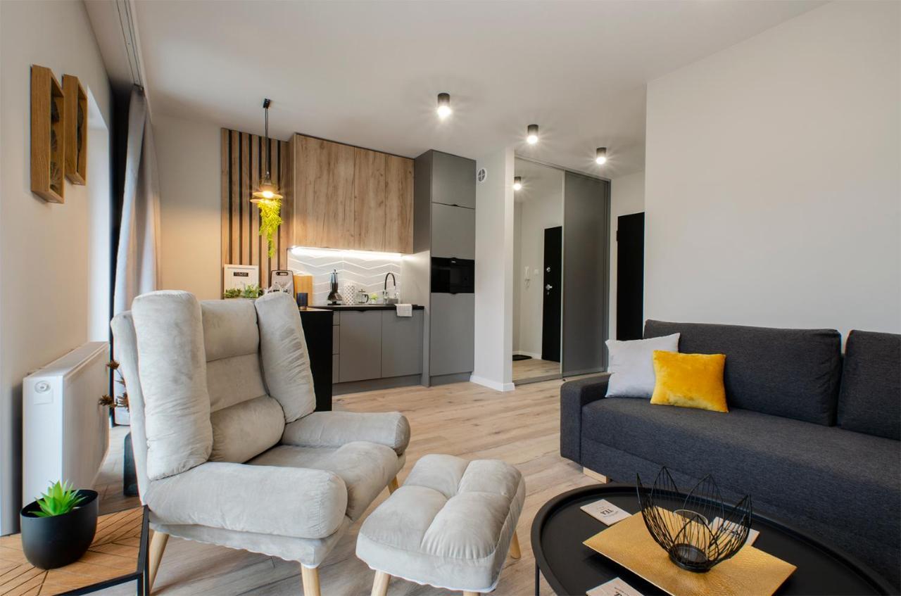 East Side Apartments 우치 외부 사진