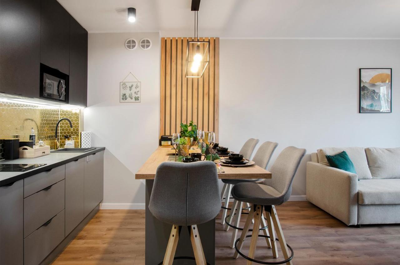 East Side Apartments 우치 외부 사진