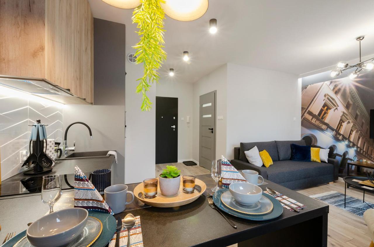East Side Apartments 우치 외부 사진