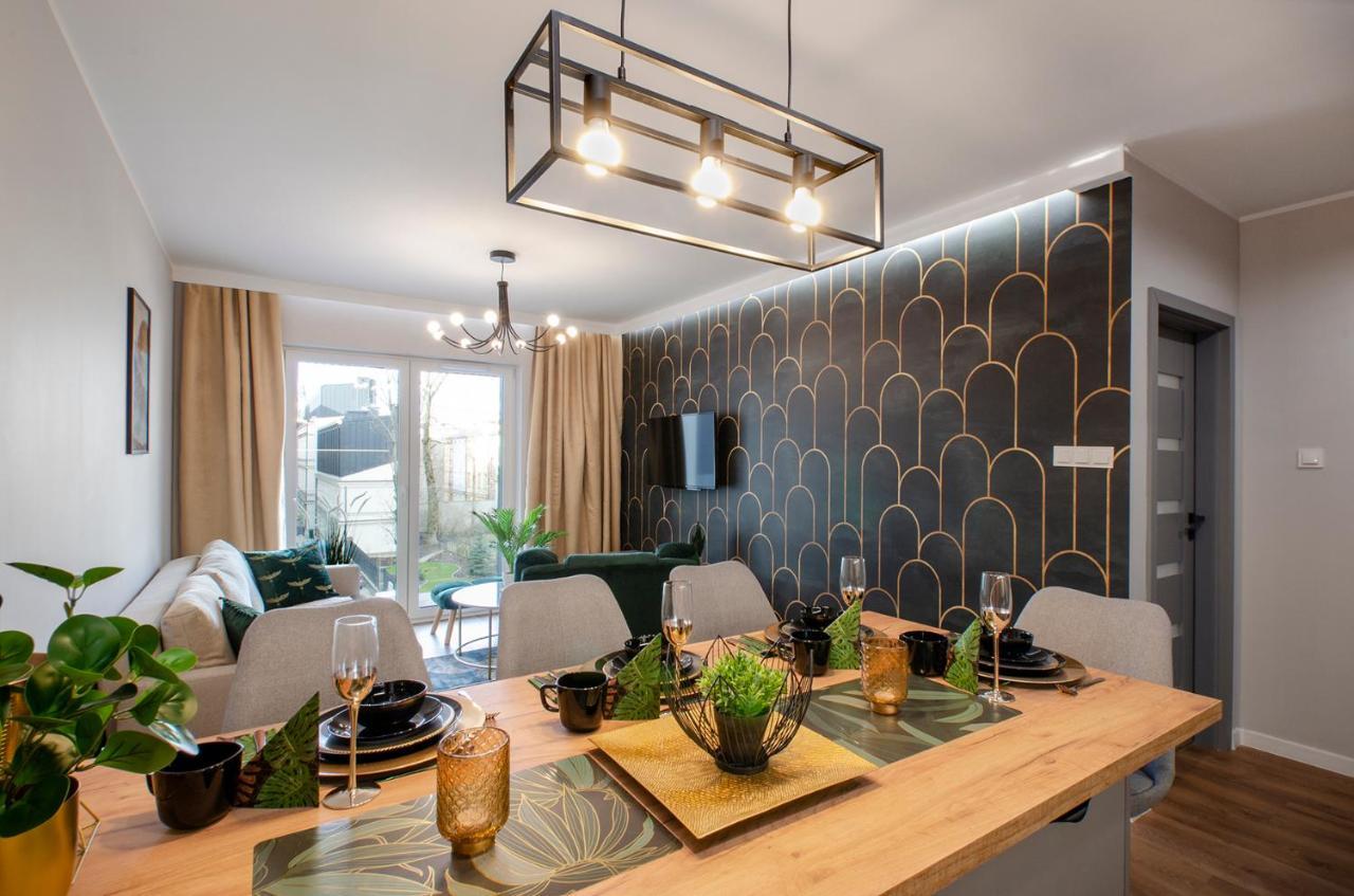 East Side Apartments 우치 외부 사진